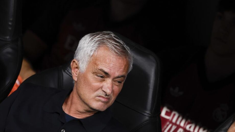 José Mourinho orienta o Real Madrid