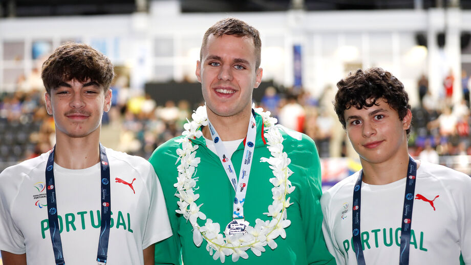 Marco Meneses medalhado
