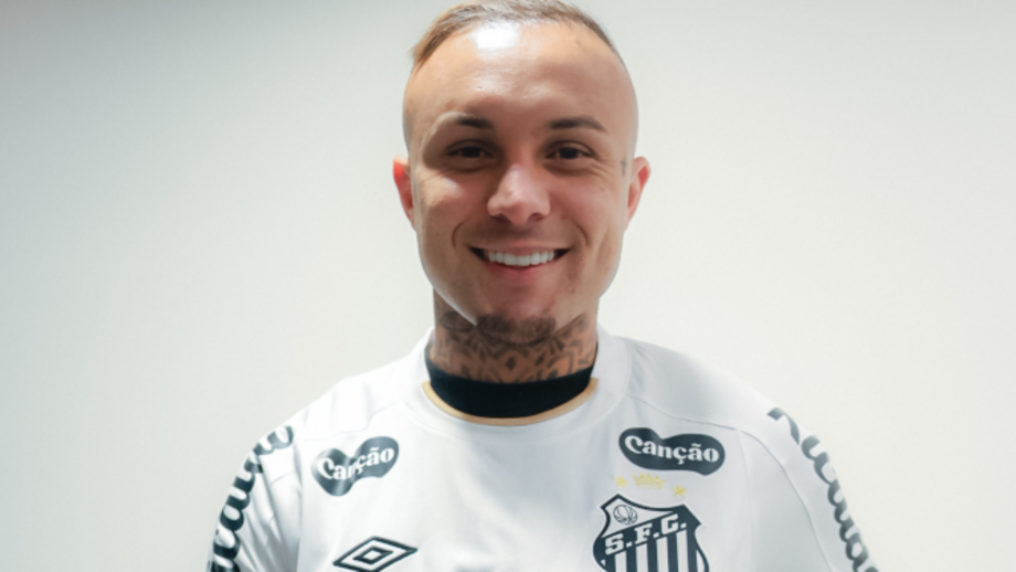 Cebolinha apresentado no Santos 