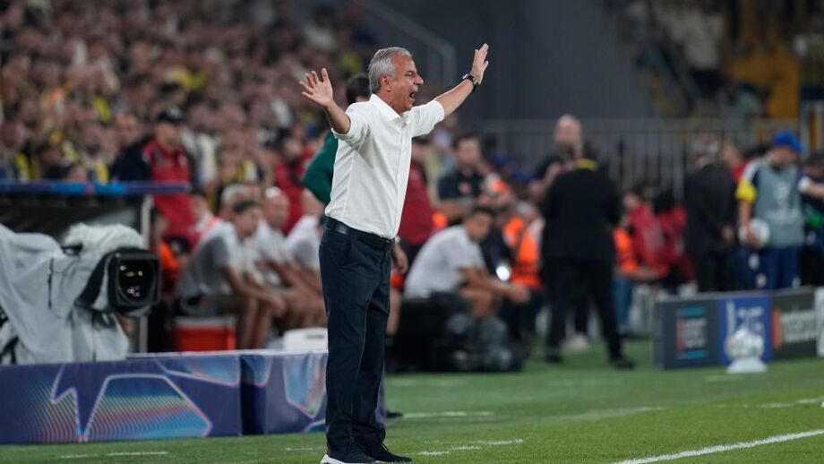 Ismail Kartal no jogo do Fenerbahçe com a Roma