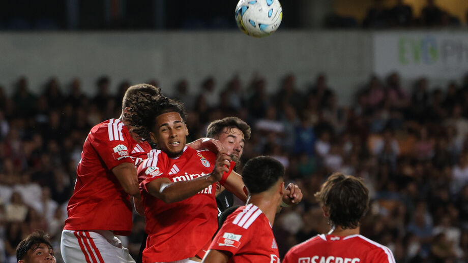 Benfica B vence em Coimbra, regressando aos triunfos