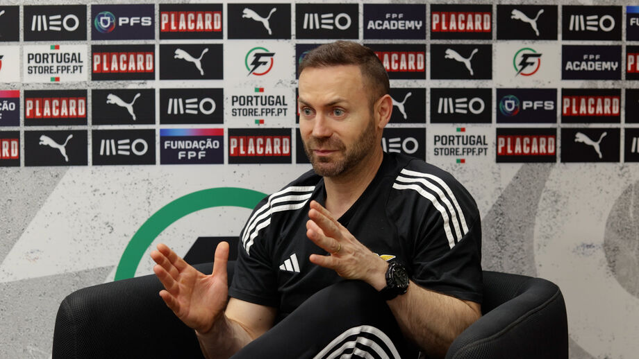 Treinador dos encarnados falou a Record no Media Day da Liga Placard
