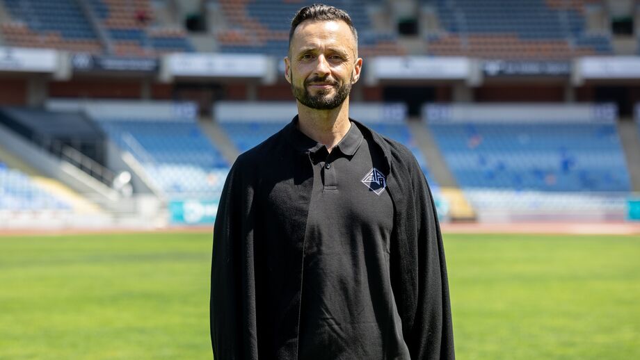 António Barbosa, treinador da Académica