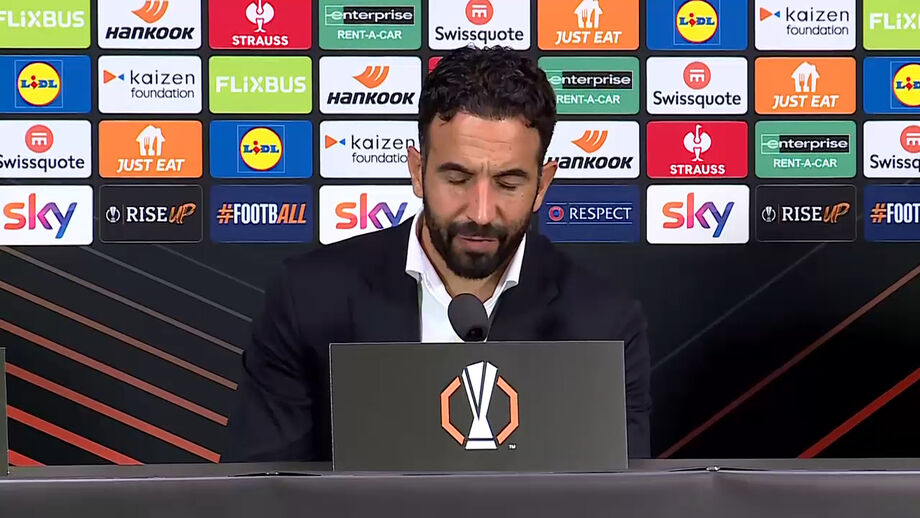 Treinador do Milan analisa derrota com o Benfica na Liga Europa