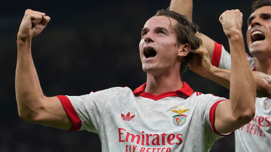Kaminski marcou no Milan-Benfica
