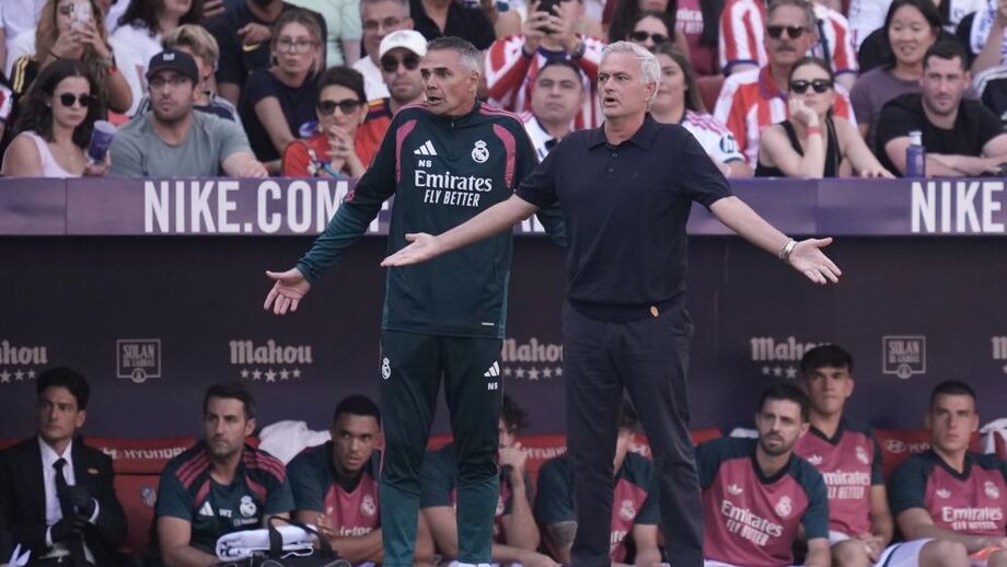 Mourinho no dérbi com o At. Madrid