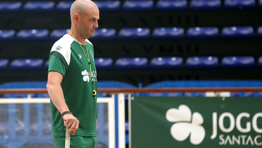 Reinaldo Ventura assumiu o cargo de selecionador em 2026