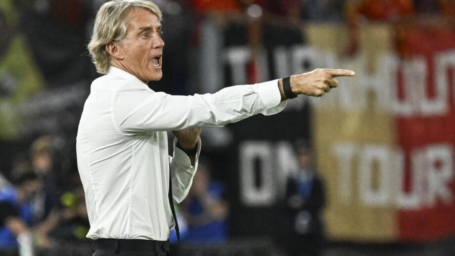 Roberto Mancini orienta atualmente a seleção italiana