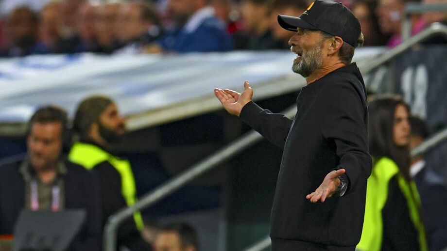 "Sintam-se livres para me criticar", atira Klopp