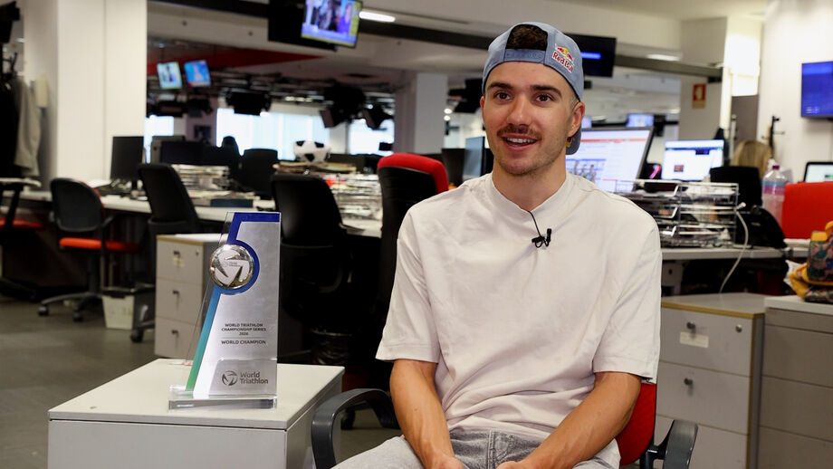 Campeão mundial em entrevista a Record