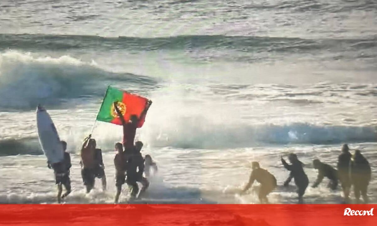 Portugal crowned European junior surfing champion