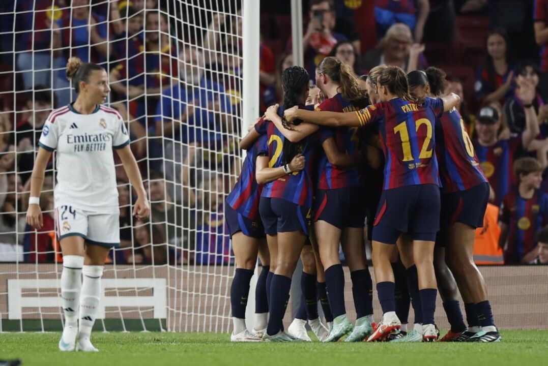 Barcelona celebra goleada contra o Real Madrid