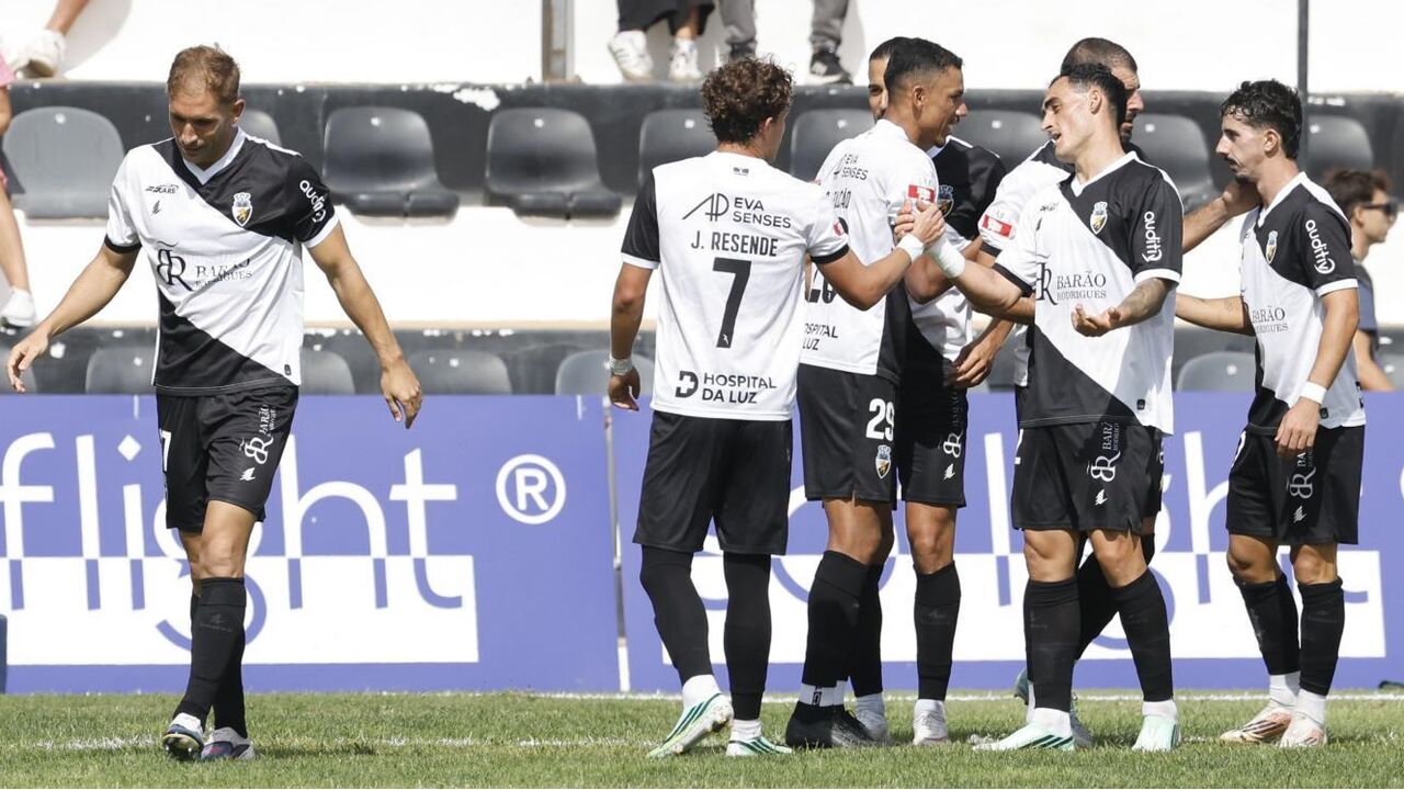 Farense triunfa
