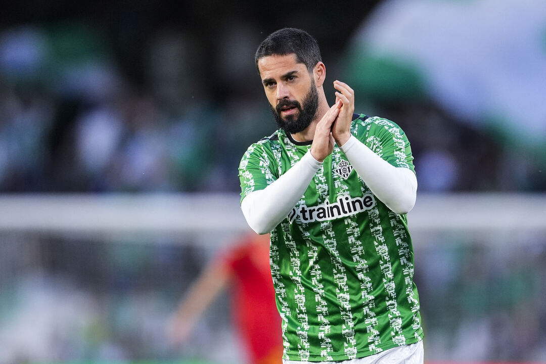 Francisco 'Isco' Alarcon of Real Betis warms up during the UEFA Europa Conference League Quarter Final First Leg, football match