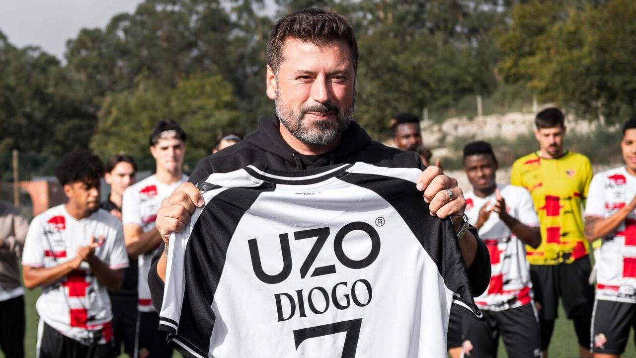 Carlos Fangueiro com a camisola