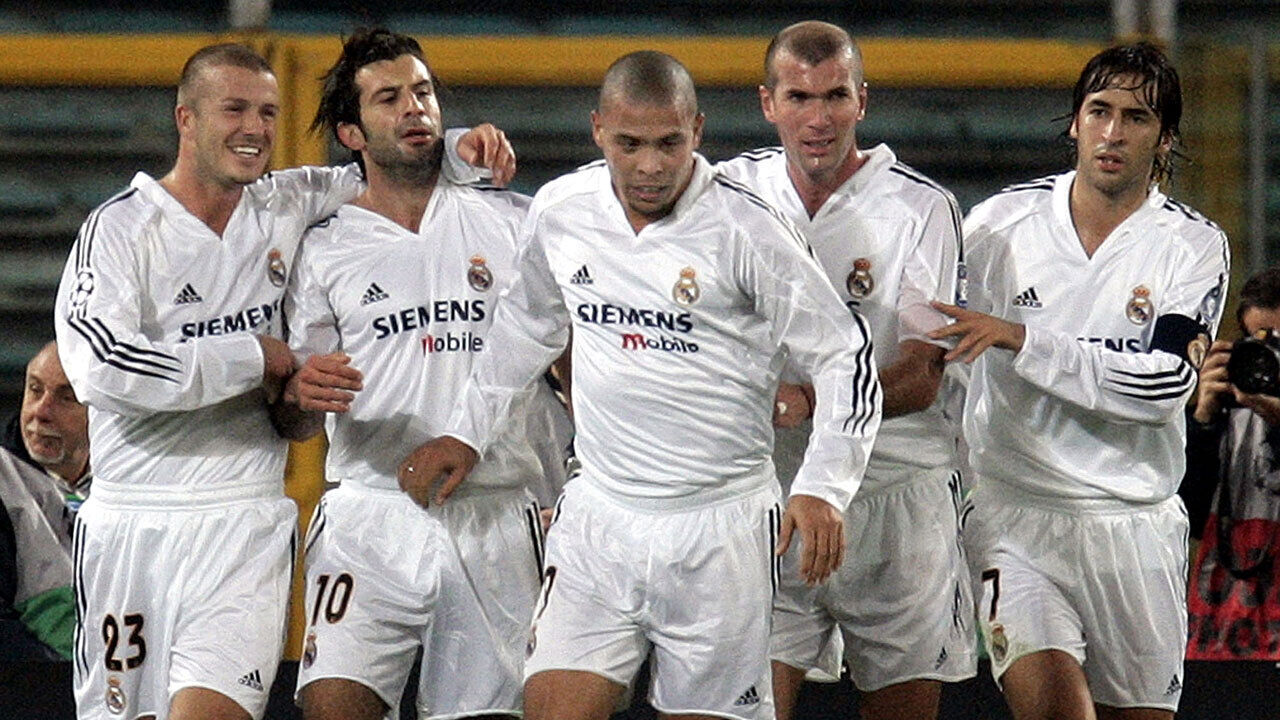 Beckham, Figo, Ronaldo, Zidane e Raúl juntos numa fotografia única