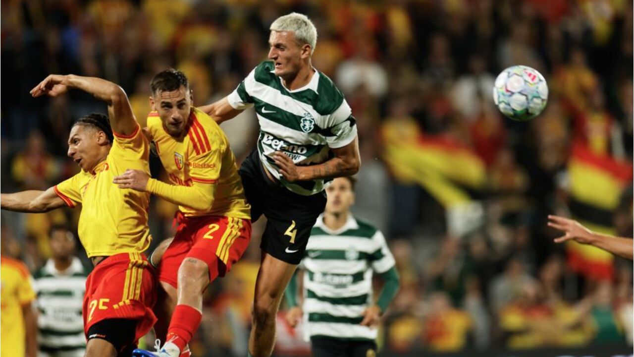 Silas Andersen festeja assistência a Doumbia após pedido de Rui Borges