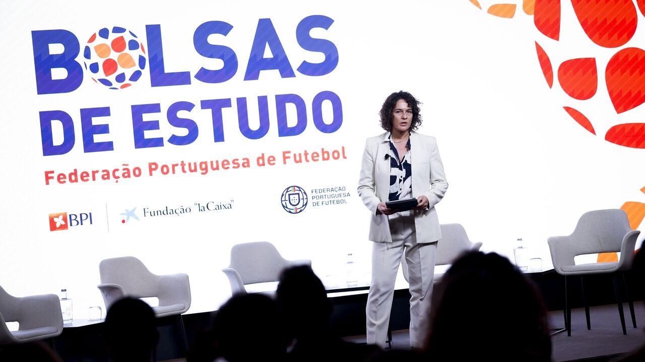 Sofia Teles apresenta bolsas de estudo