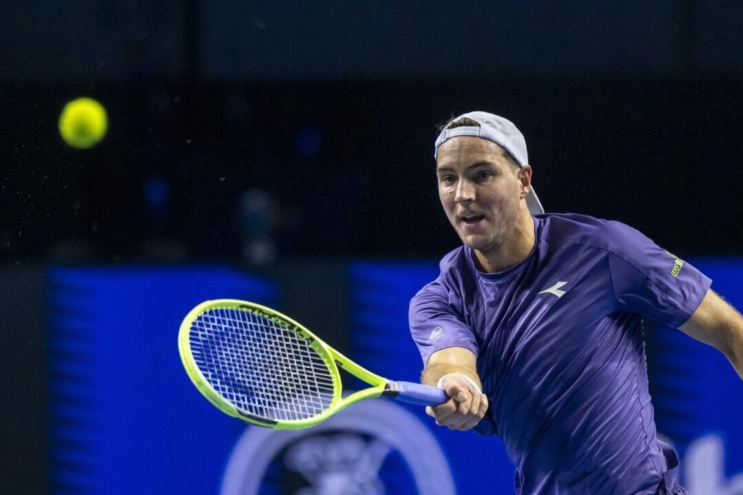 Germany's Jan-Lennard Struff in action during his round of 16