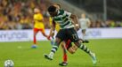 O momento em que Doumbia remata para o segundo golo do Sporting em Lens