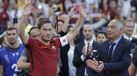 Despedida de Francesco Totti a 28 de maio de 2017 sob o aplauso de James Pallotta, presidente da Roma de 2012 a 2020
