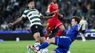 Luis Suárez em ação diante do LASK Linz