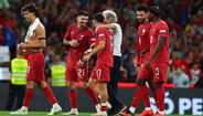 Jorge Jesus com os jogadores da Seleção após o Portugal-Noruega