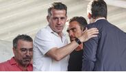 Marco Silva foi cumprimentado pelos adeptos