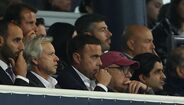 Idan Ofer, proprietário da SAD do Famalicão, assiste ao jogo com o Alverca