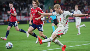 Lewis Hall na seleção inglesa