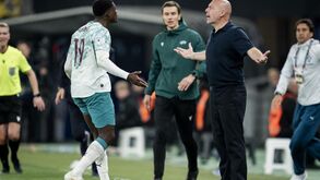 Brian Riemer desentendeu-se com Nuno Mendes no Dinamarca-Portugal