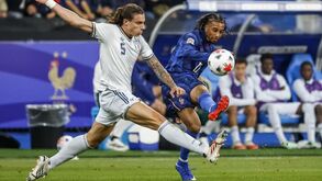 Olise e Calafiori no França-Itália