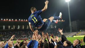 Dzeko despede-se da seleção da Bósnia