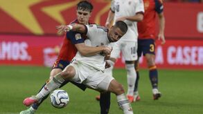 Fresneda na estreia pela seleção de Espanha frente à Rep. Checa