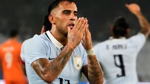 Rodrigo Zalazar em ação pela seleção do Uruguai
