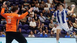 Martinez aponta à baliza