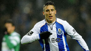 Cristian Tello ao serviço do FC Porto