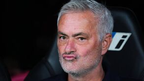 José Mourinho em protesto após a vitória do Real Madrid sobre o Villarreal