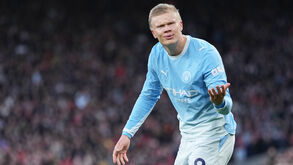 Haaland inaugurou o marcador em Anfield
