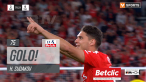 Sudakov estreou-se a marcar esta época e dilatou a vantagem do Benfica na Luz