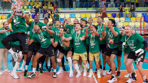 Sporting vence Taça Ibérica com Guaguas