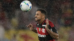 Danilo em ação pelo Flamengo