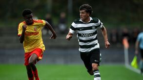 João Rijo com a bola no Lens-Sporting