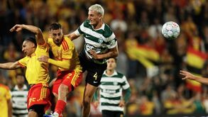 Silas Andersen saltou do banco para assistir Issa Doumbia