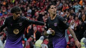 João Cancelo festeja o golo marcado ao Galatasaray