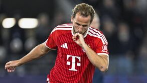 Harry Kane festeja frente ao Viking