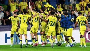Villarreal soma primeira vitória na Liga dos Campeões na receção ao Nápoles
