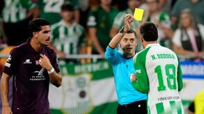 Clément Turpin no Betis-FC Porto