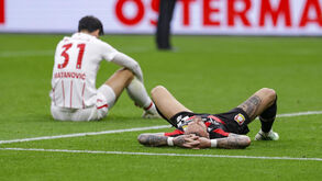 Friburgo perde em Leverkusen e falha liderança isolada da Bundesliga
