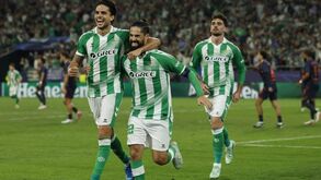 Isco soma e segue na Champions e elogios multiplicam-se: «É o melhor que já vi jogar»